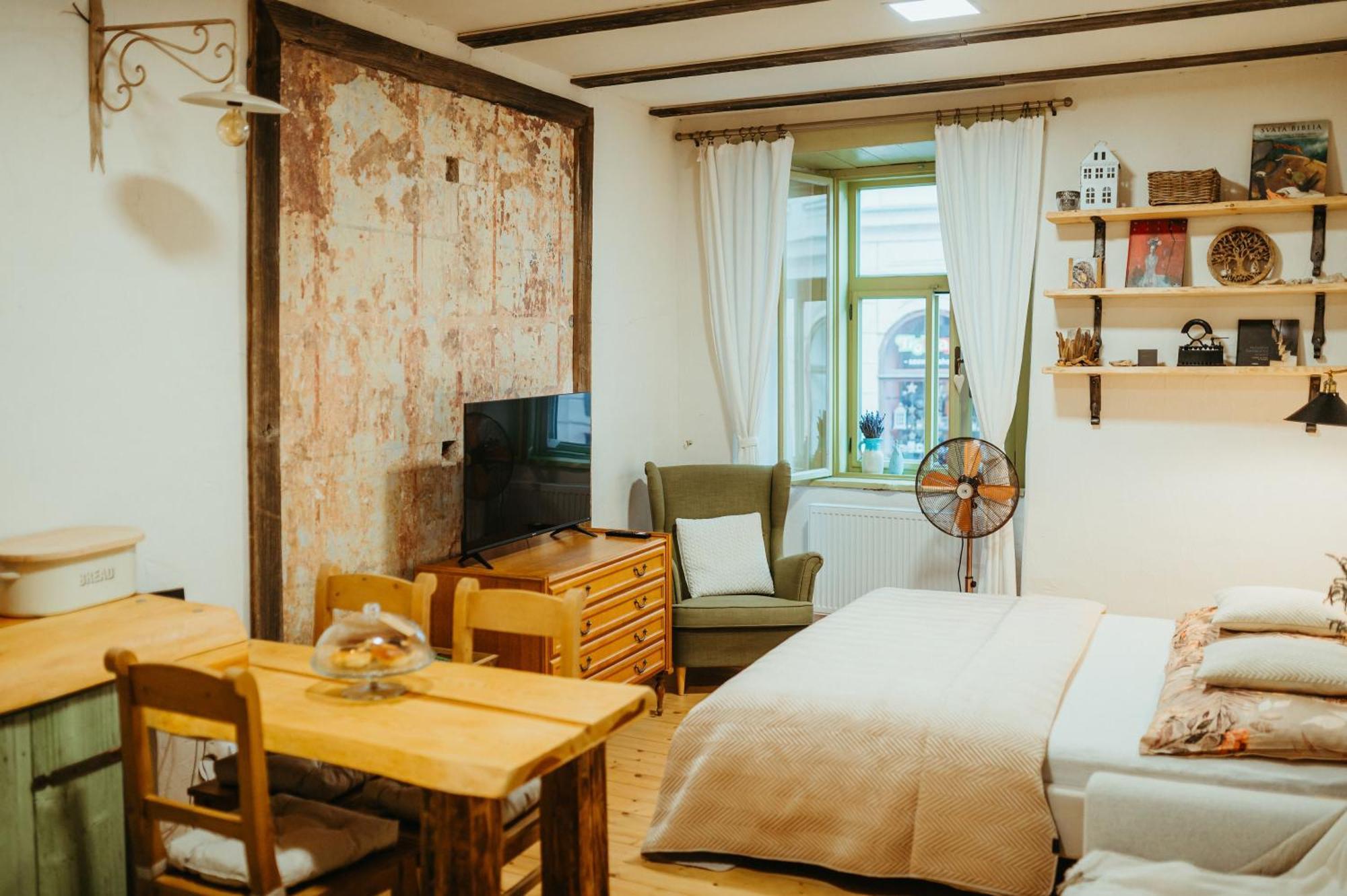 Apartman V Jungovom Dome - V Centre Stiavnice Banská Štiavnica Екстериор снимка